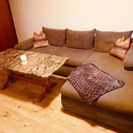 Thermenland-Traum Apartment Fuerstenfeld Bagian luar foto