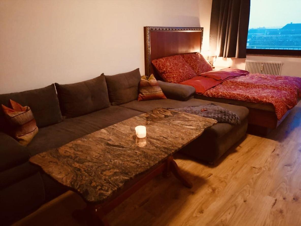 Thermenland-Traum Apartment Fuerstenfeld Bagian luar foto